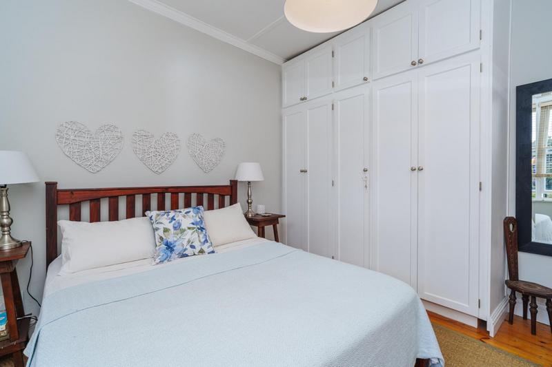 2 Bedroom Property for Sale in Wynberg Upper Western Cape